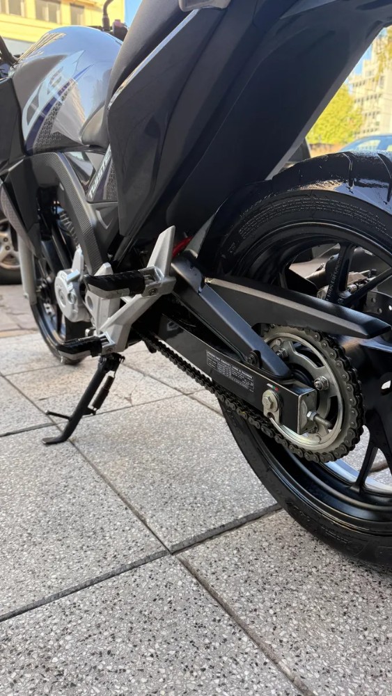 Honda Cb 250 Twister — foto 4