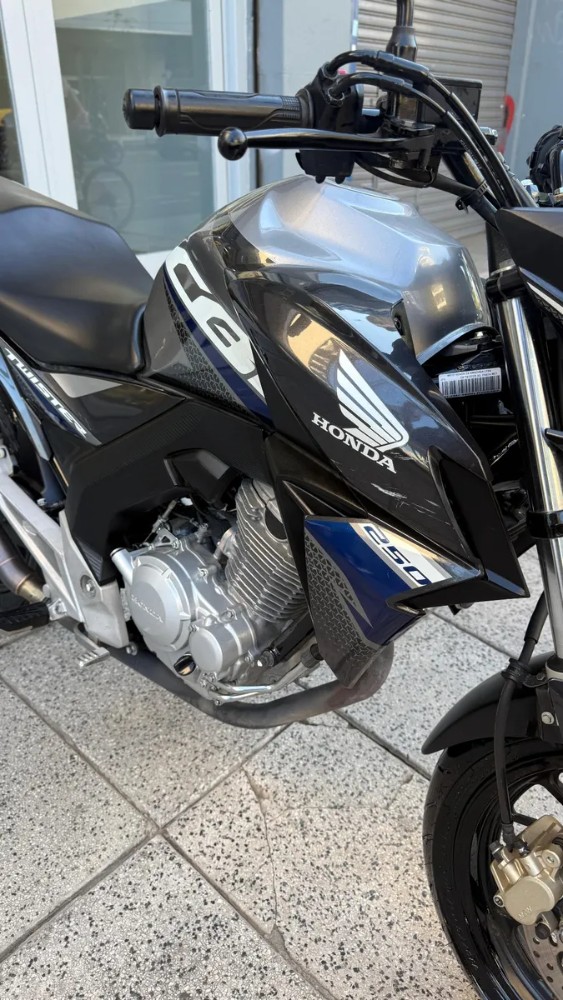Honda Cb 250 Twister — foto 6