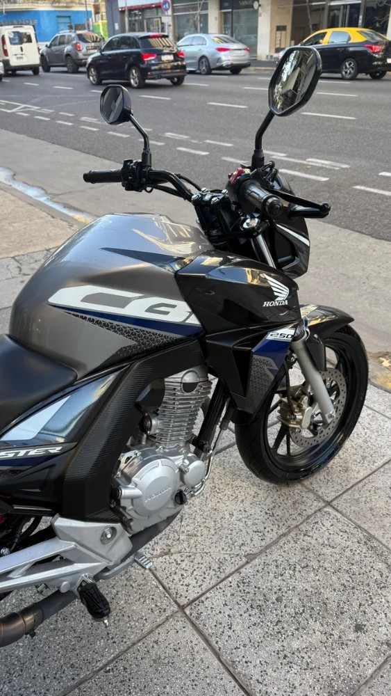 Honda Cb 250 Twister — foto 12
