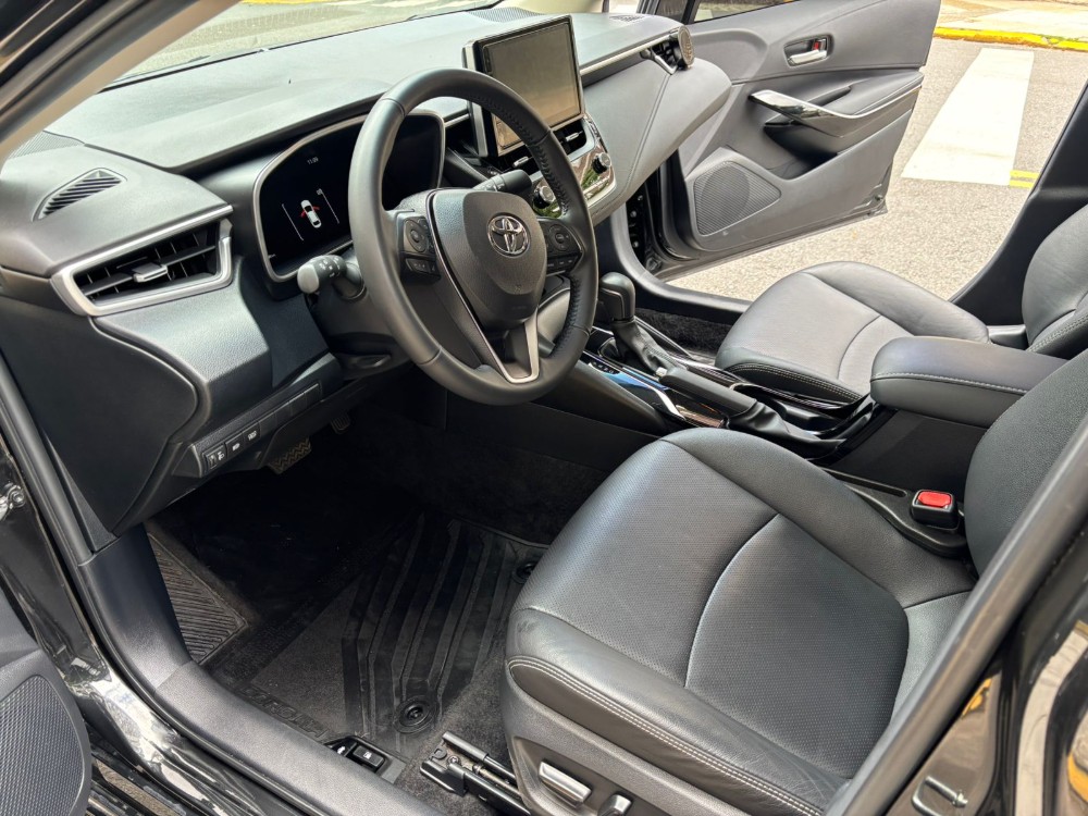 Toyota Corolla seg Hev Cvt — foto 11