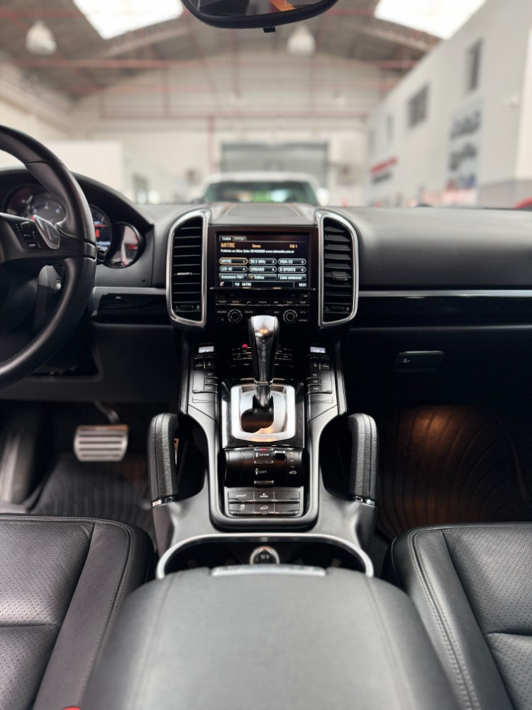 Porsche CAYENNE S HYBRID — foto 4