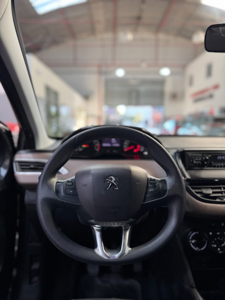 Peugeot 2008 ACTIVE 1.6 — foto 3