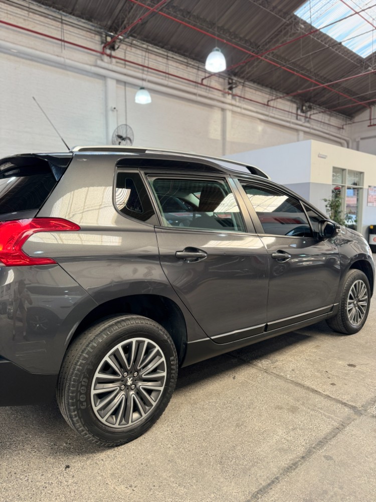 Peugeot 2008 ACTIVE 1.6 — foto 5