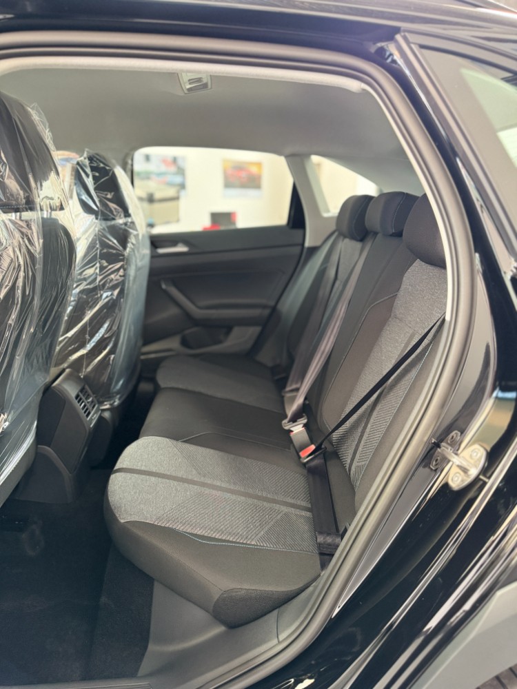 Volkswagen Nivus Comfortline 200 TSI AT — foto 4