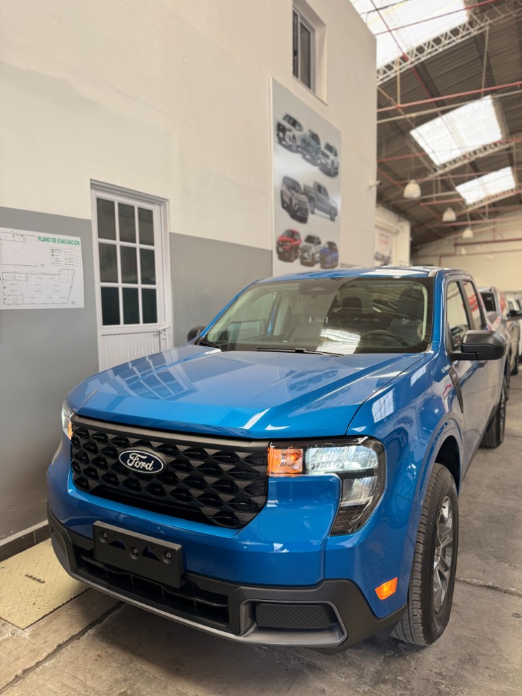 Ford Maverick XLT AT