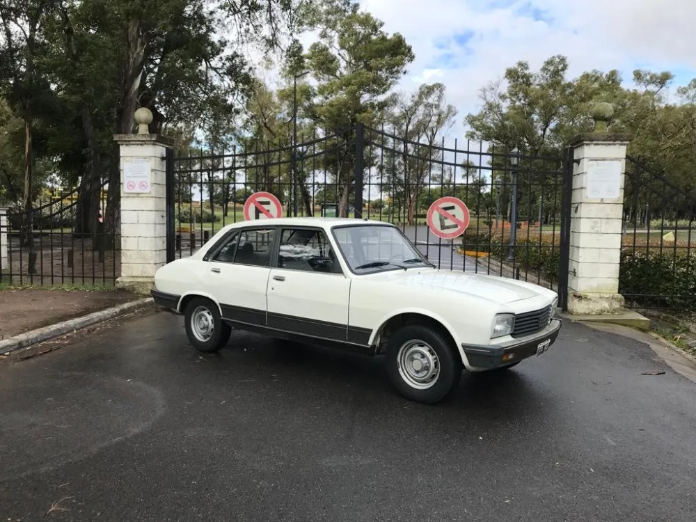 Peugeot 504 — foto 2