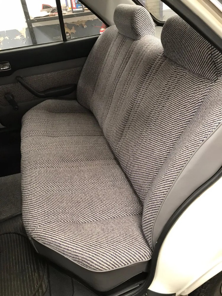 Peugeot 504 — foto 8