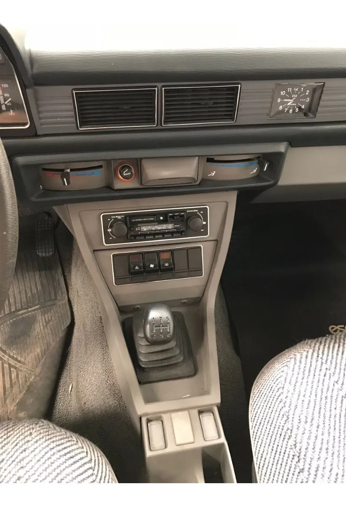 Peugeot 504 — foto 9
