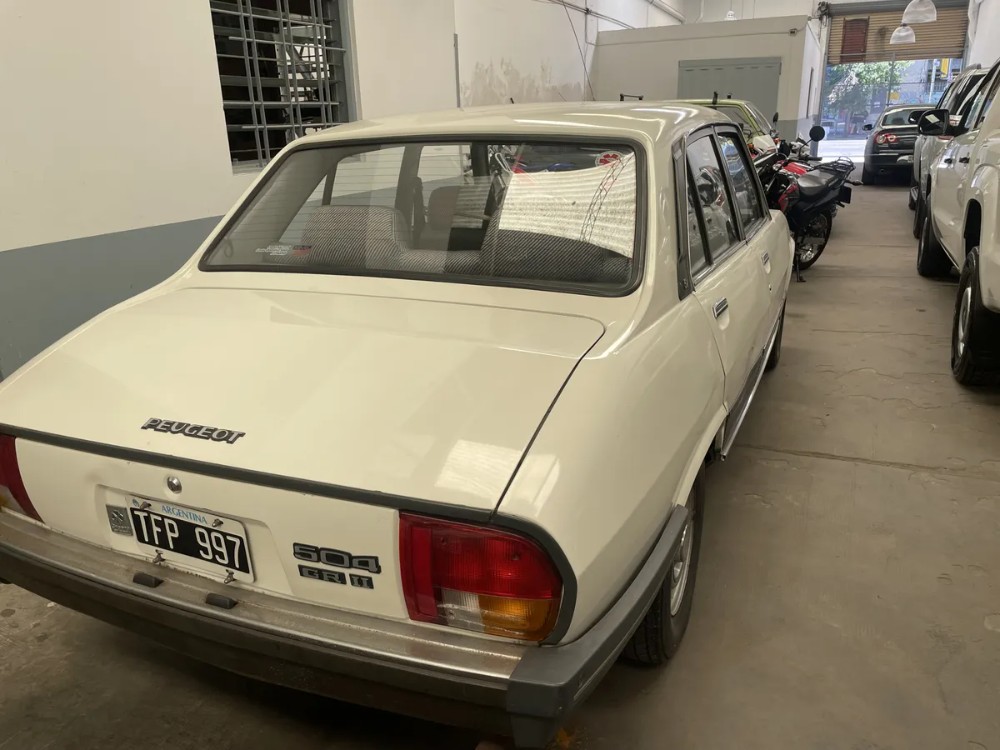 Peugeot 504 — foto 17