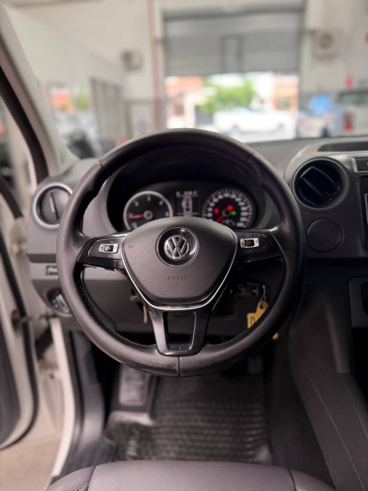 Volkswagen AMAROK HIGHLINE 4X4 — foto 4