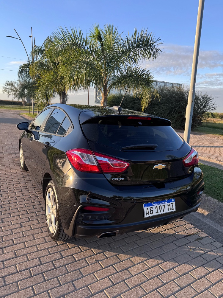 Chevrolet Cruze 1.4 Turbo AT LT — foto 7