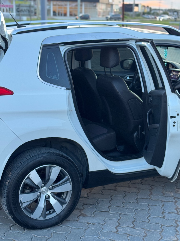 Peugeot 2008 Sport 1.6 — foto 2