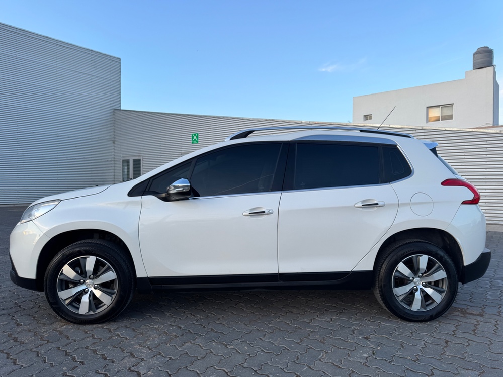 Peugeot 2008 Sport 1.6 — foto 11