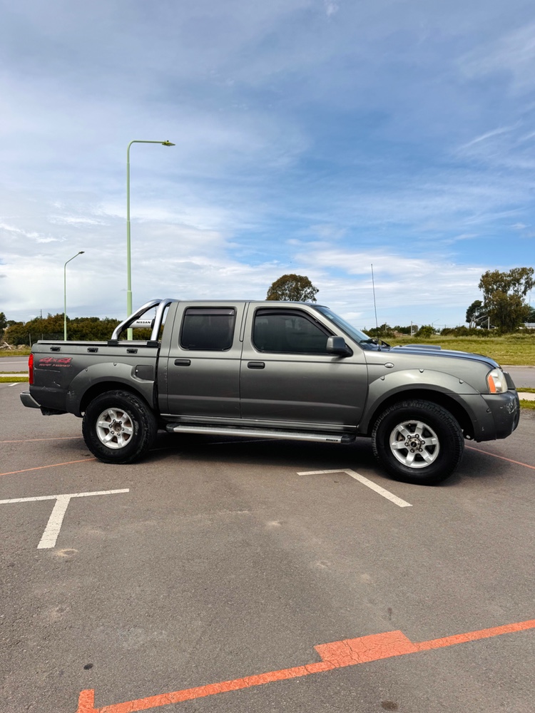 Nissan Frontier 4X4 2.8 Turbo — foto 8