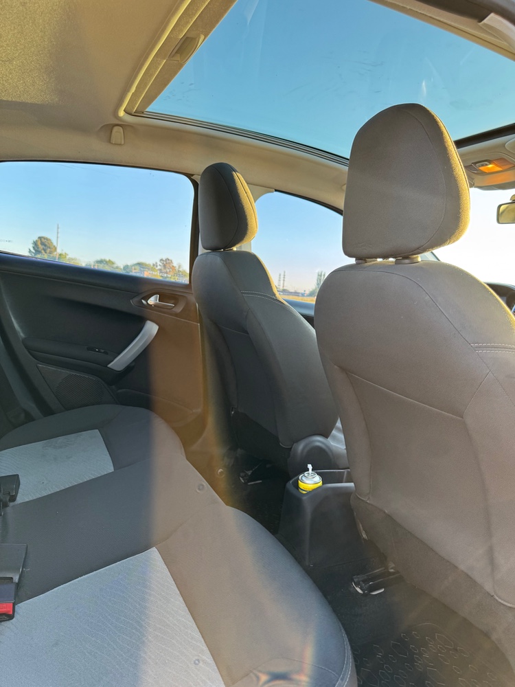 Peugeot 208 Allure 1.6 16v VTi — foto 6
