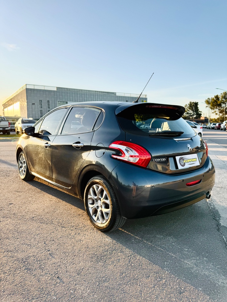 Peugeot 208 Allure 1.6 16v VTi — foto 8