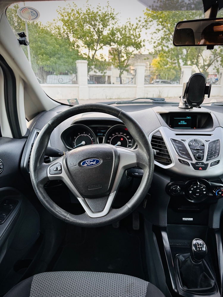 Ford EcoSport SE 1.6 — foto 10