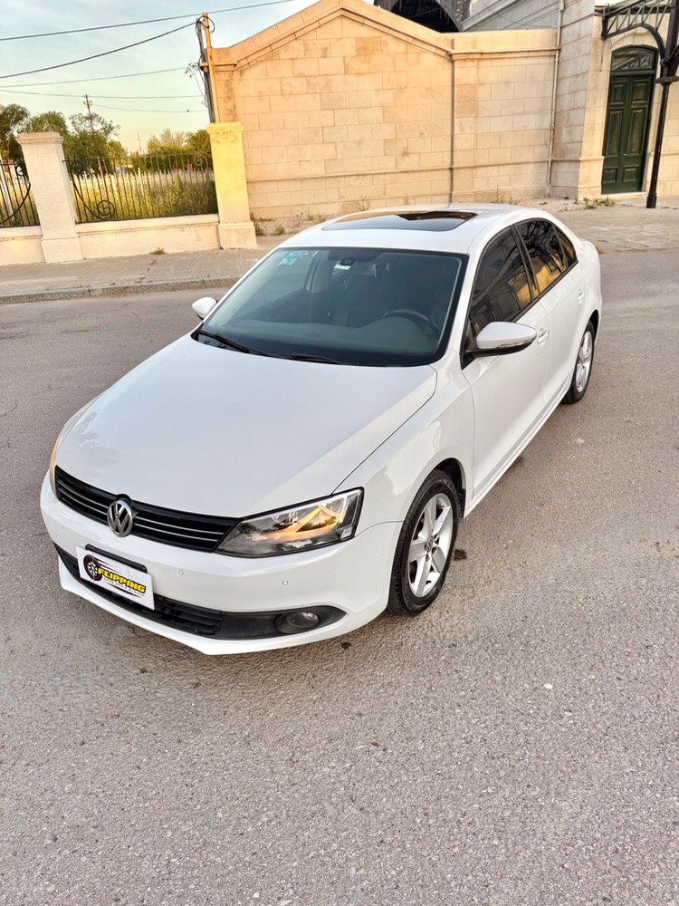 Volkswagen Vento 2.5 Versión Cuero — foto 12