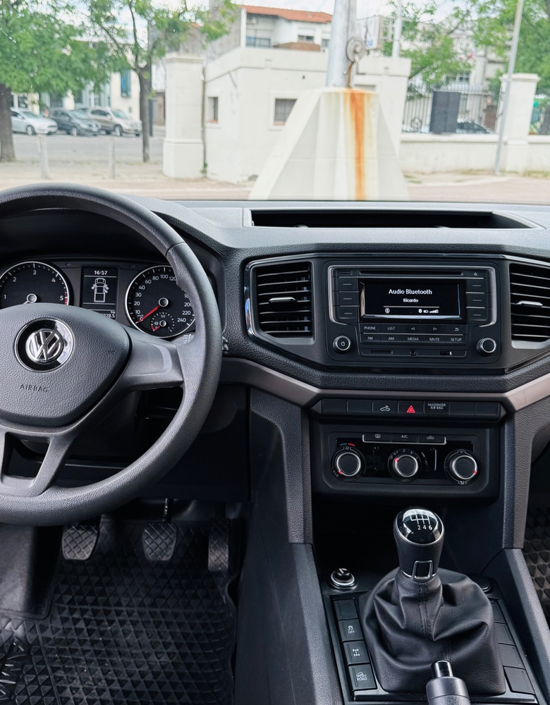 Volkswagen Amarok Trendline 2.0 TDI — foto 2
