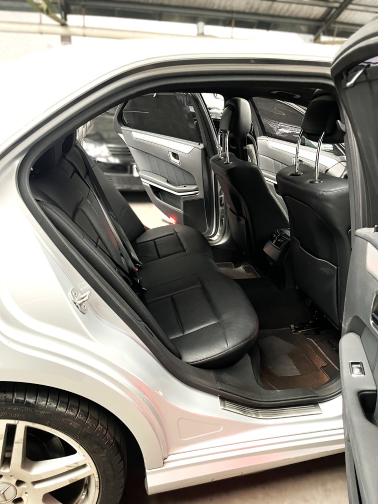 Mercedes-Benz clase E 3.0 E300 Avantgarde Sport — foto 11