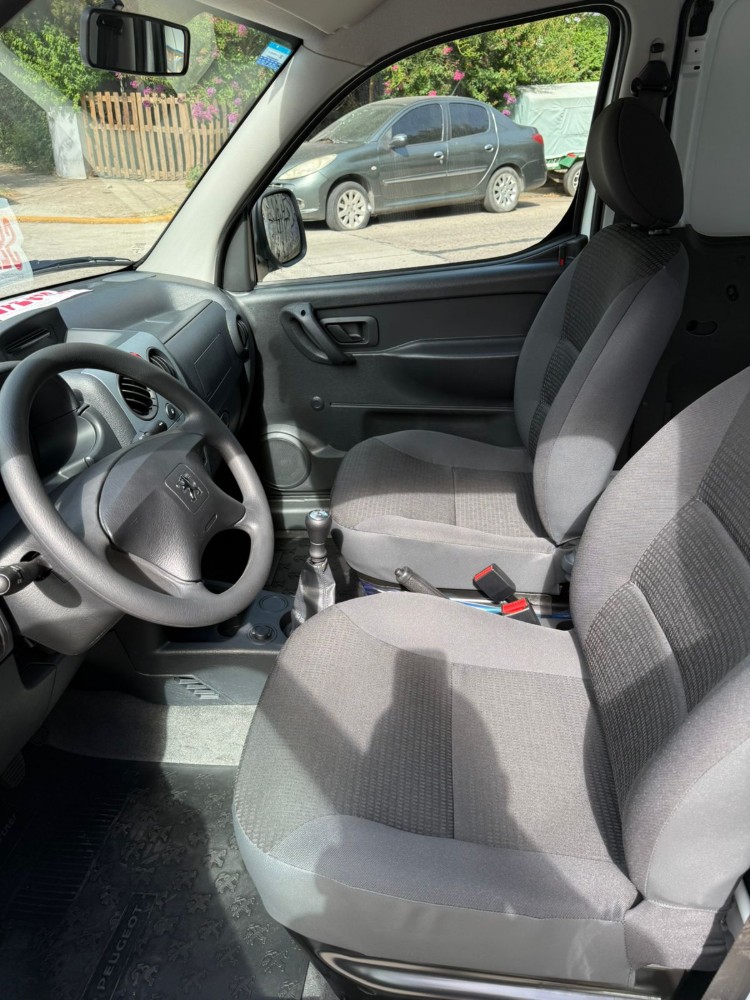 Peugeot Partner Furgón — foto 10