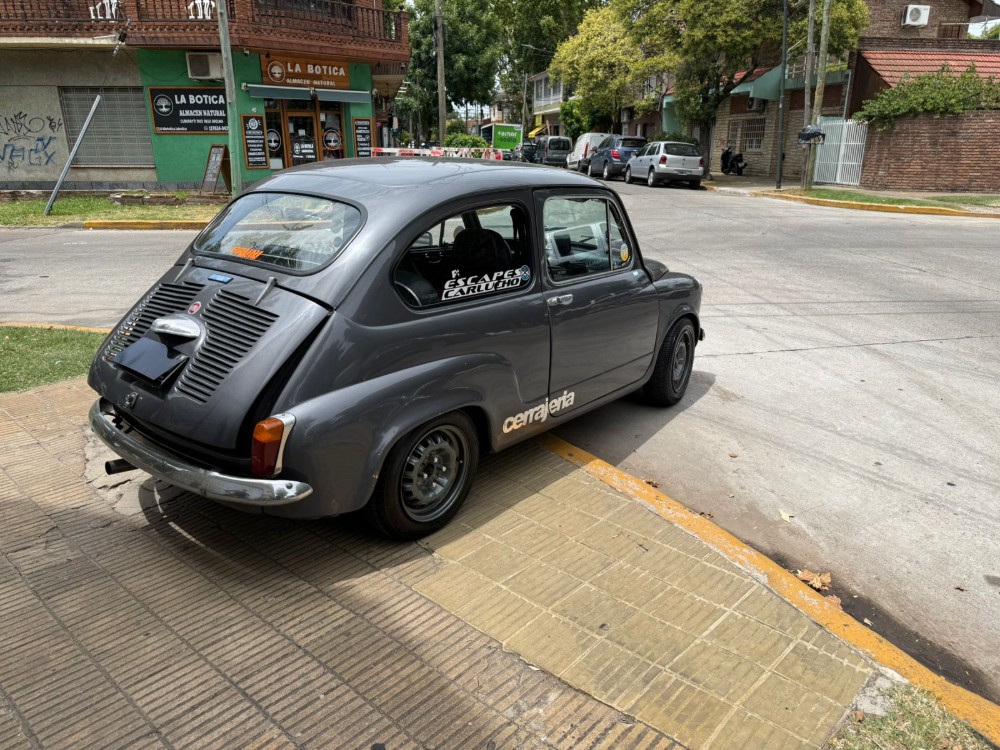 Fiat 600 R — foto 5