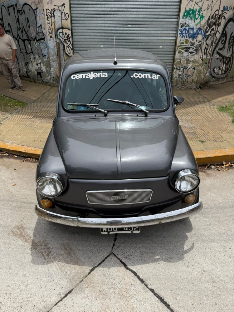 Fiat 600 R — foto 8