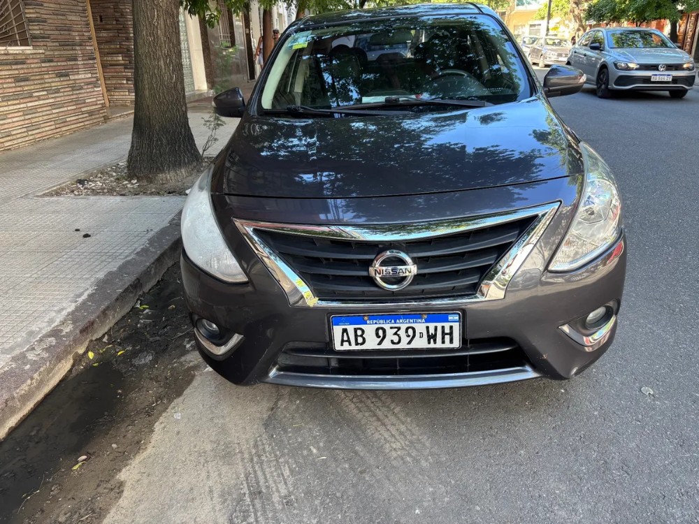 Nissan Versa Exclusive  — foto 10