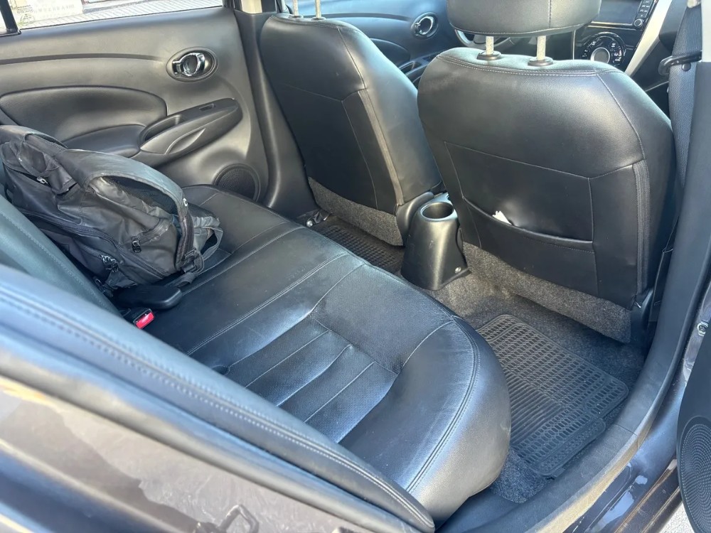 Nissan Versa Exclusive  — foto 13