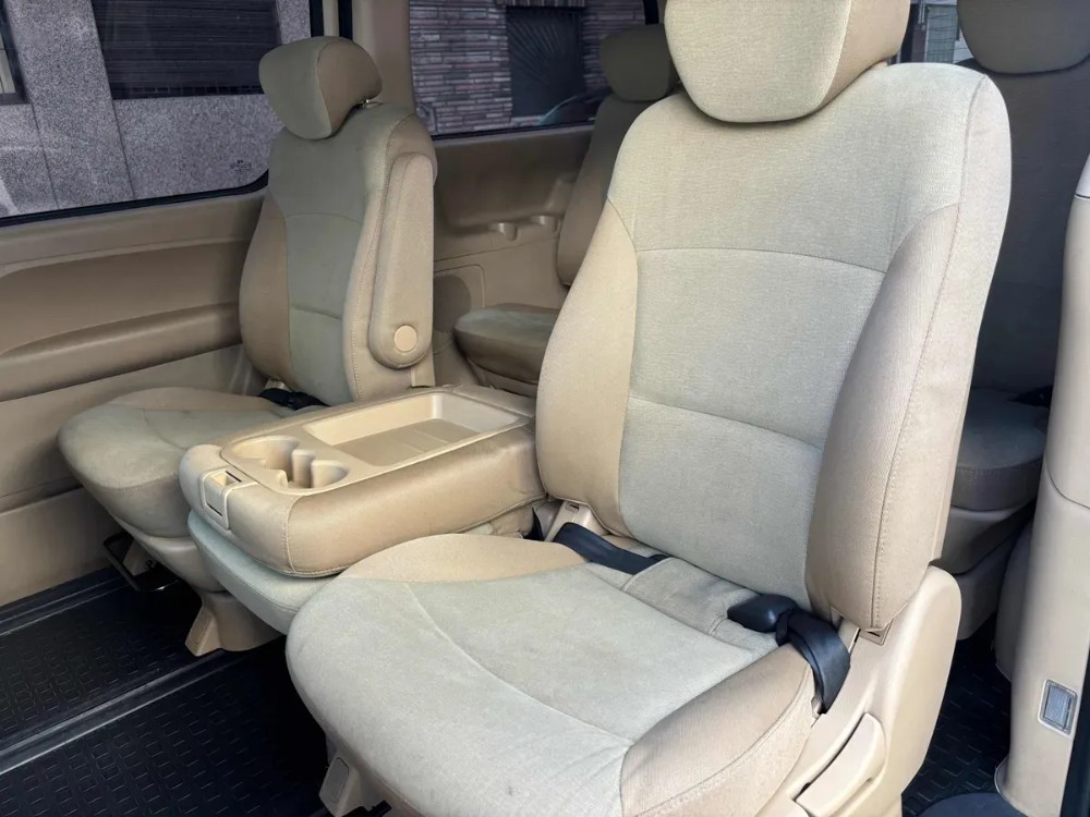 Hyundai H1 Premium — foto 11