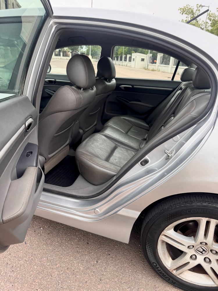 Honda Civic EXS — foto 6
