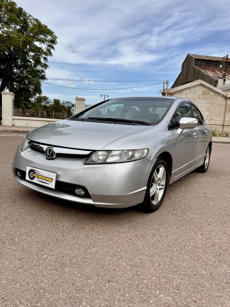 Honda Civic EXS — foto 14