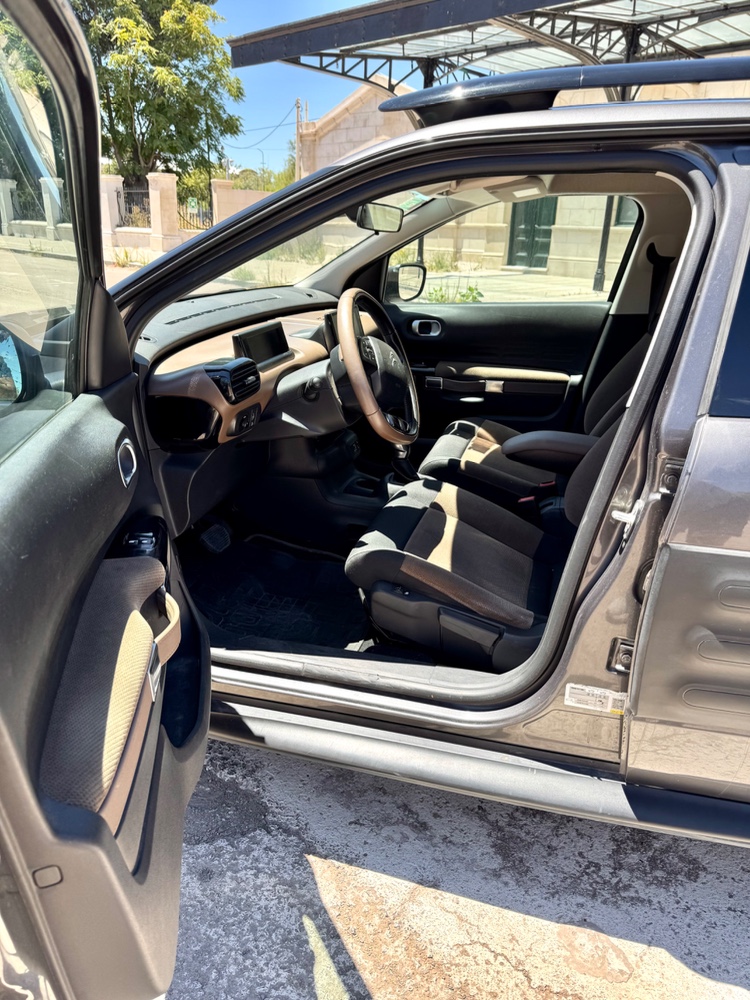 Citroën C4 Cactus 1.6 vti — foto 7