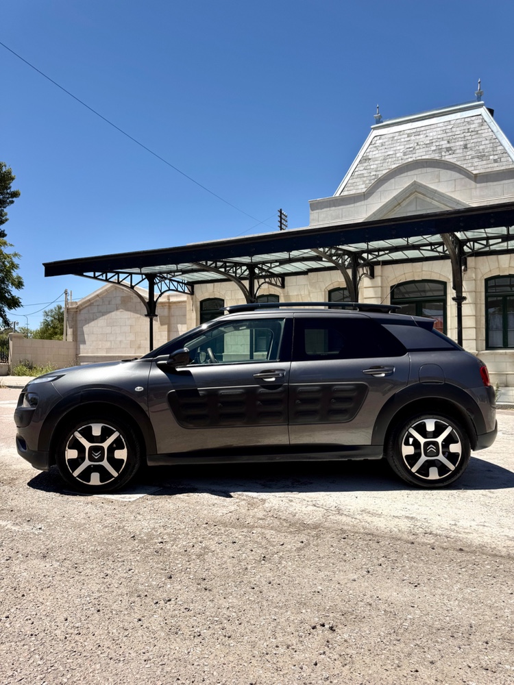 Citroën C4 Cactus 1.6 vti — foto 10