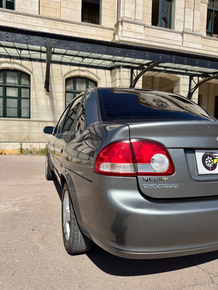 Chevrolet Corsa Classic — foto 3