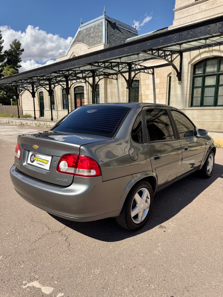 Chevrolet Corsa Classic — foto 7