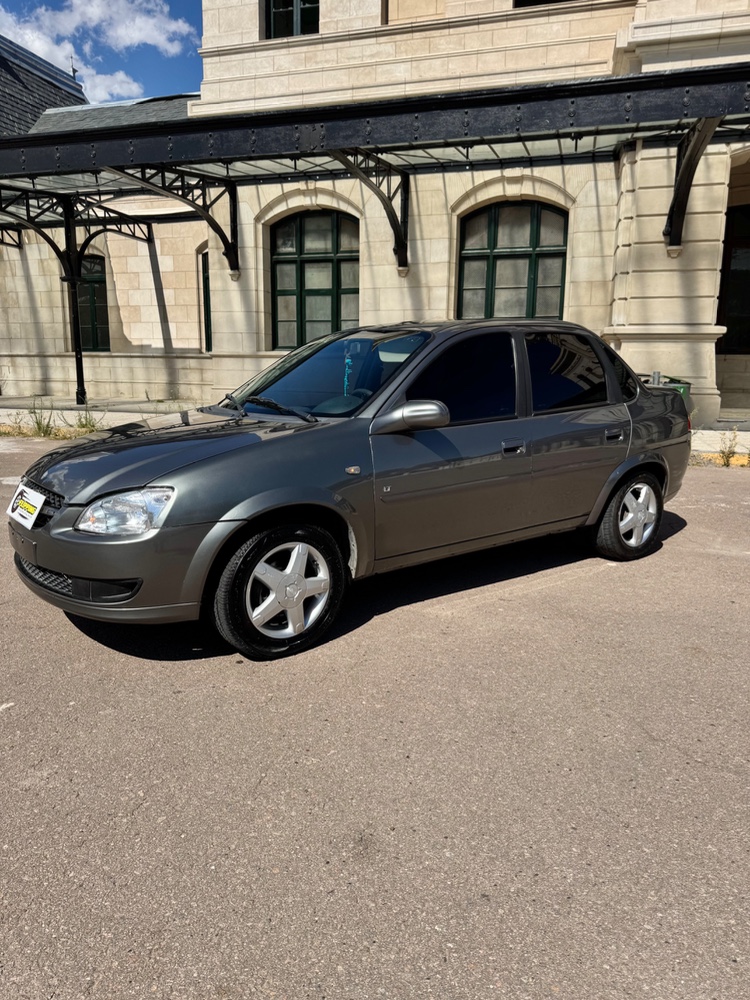 Chevrolet Corsa Classic — foto 10