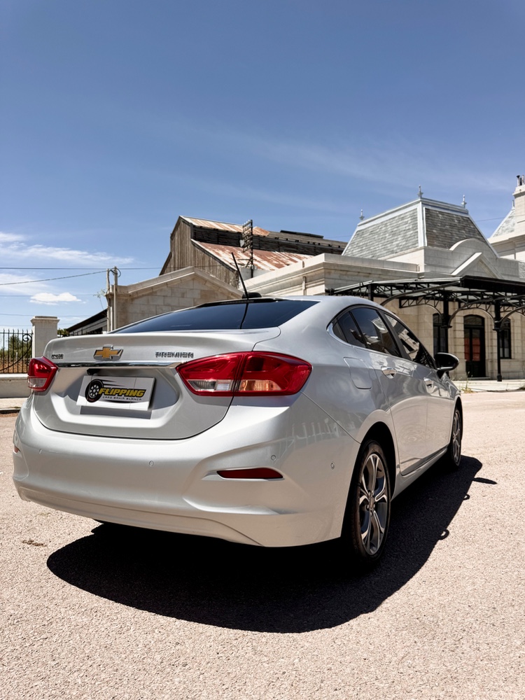 Chevrolet Cruze Premier — foto 8