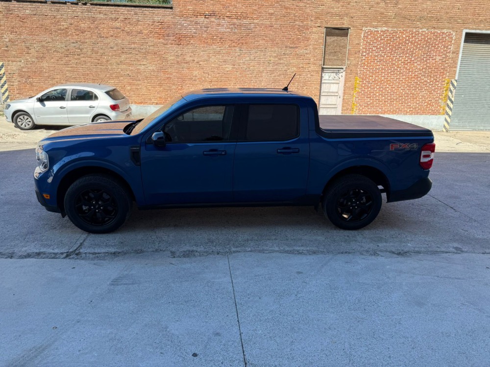 Ford Maverick LARIAT 2.0L 4X4 AT — foto 2
