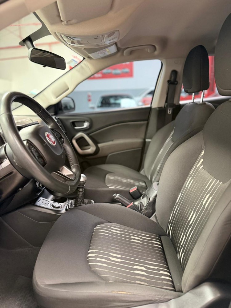 Fiat TORO Freedom 2.0 16V Multijet 4X2 — foto 6