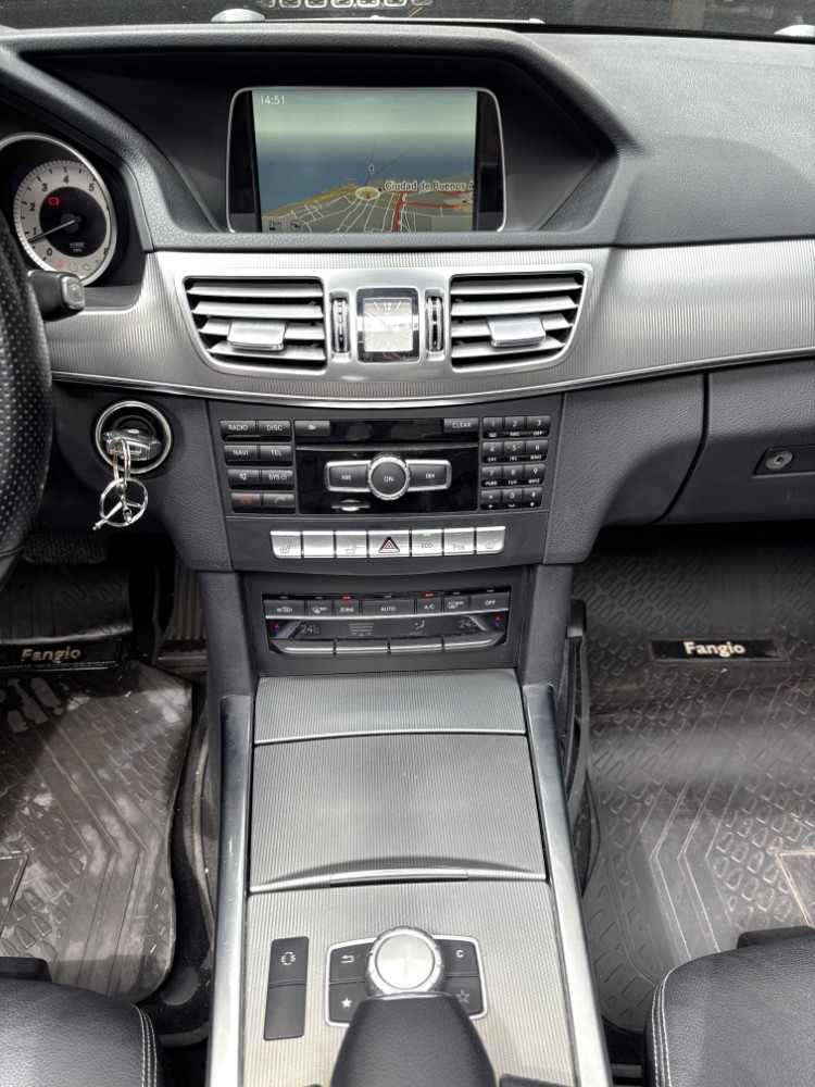 Mercedes-Benz Clase E 2.0 E250 Avantgarde Blueefficiency At — foto 9