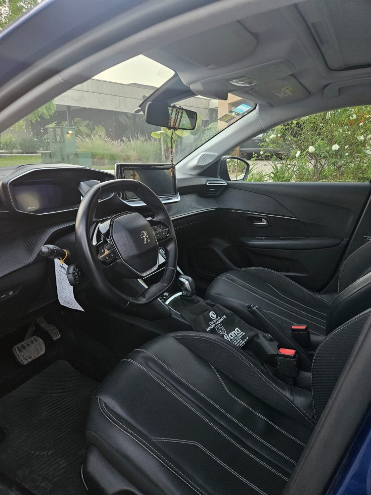 Peugeot 208 Feline 1.6 Tiptronic  — foto 7