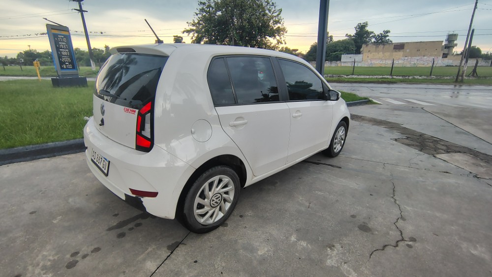 Volkswagen UP HIGH 1.0 — foto 3