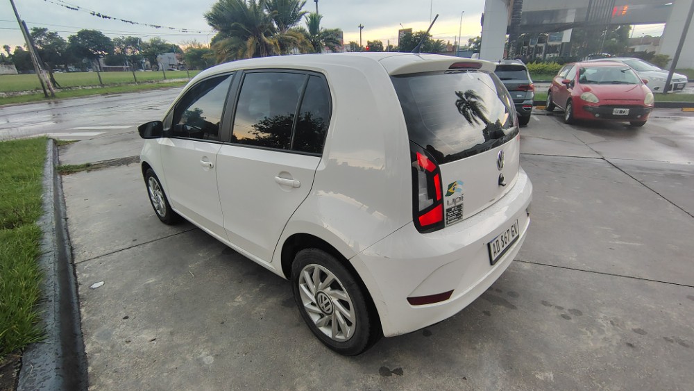 Volkswagen UP HIGH 1.0 — foto 6