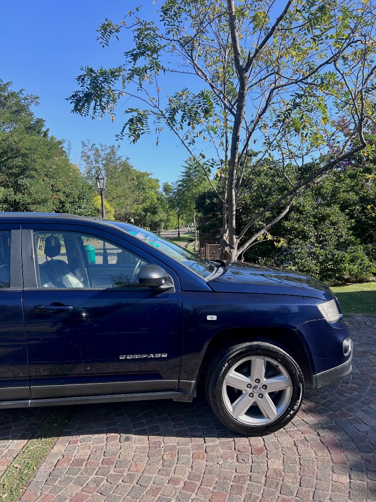 Jeep Compass Limited — foto 8