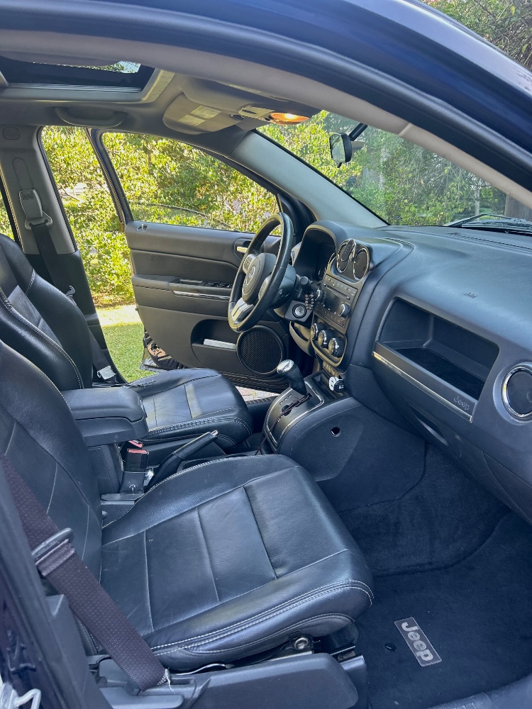 Jeep Compass Limited — foto 16