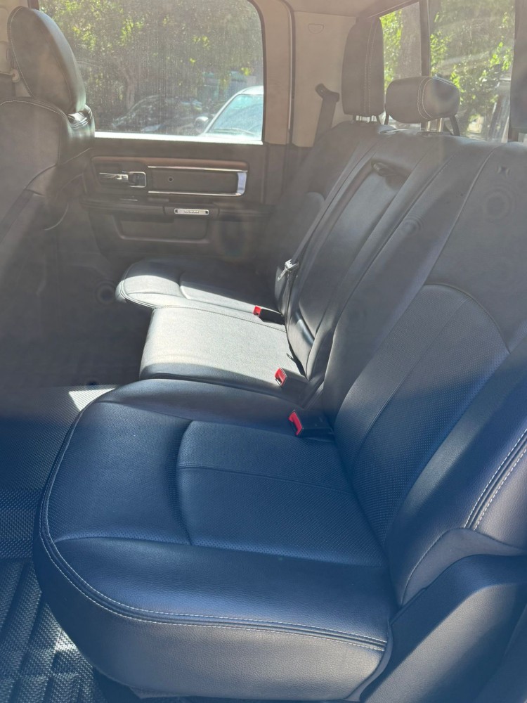 Ram Ram 2500 6.7L Laramie 4X4 — foto 12