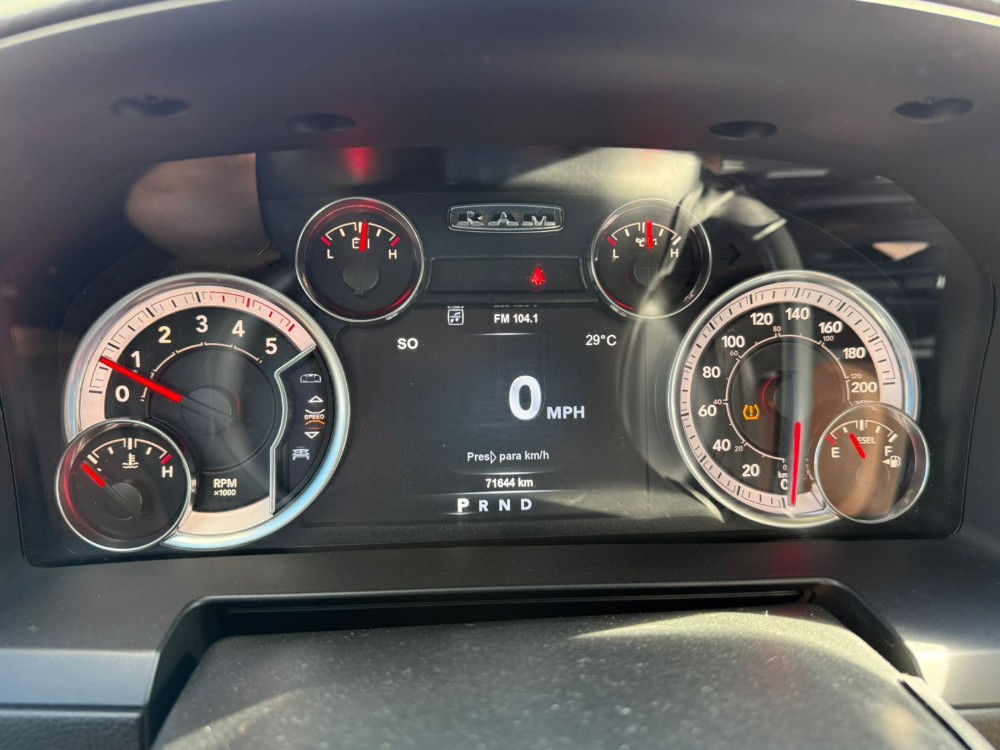 Ram Ram 2500 6.7L Laramie 4X4 — foto 14