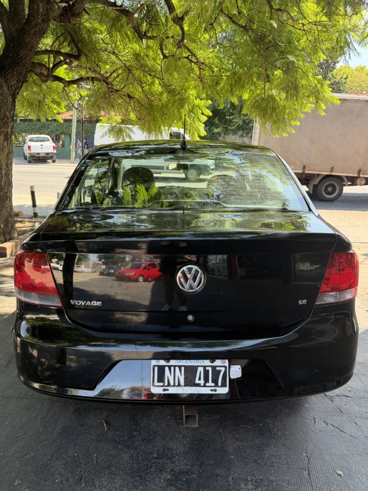 Volkswagen Voyage 1.6 — foto 2