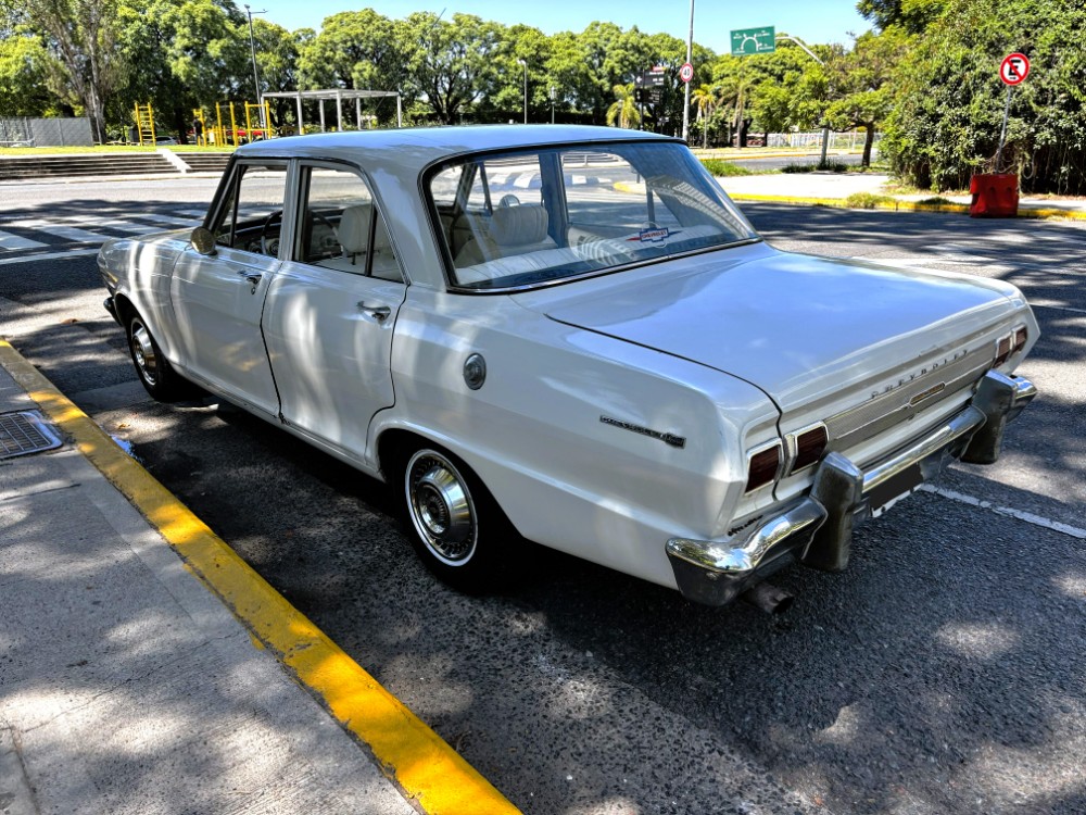 Chevrolet 400 special — foto 2